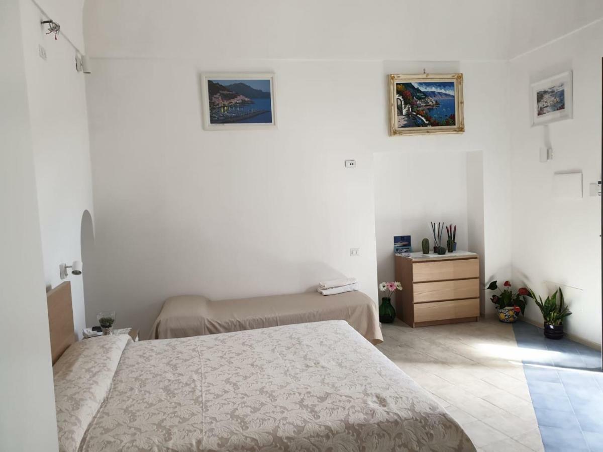 Lucy'S House - Comfortable Apartment In Amalfi Esterno foto